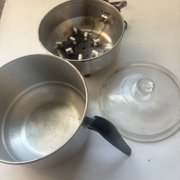 due to PoshM's policies cannot take down a listing within two months been bought - Picture 3 of 10